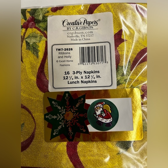 New 16 Creative Papers Napkins 3 Ply “Ribbons and Holly” 12 7/8” x 12 7/8” - Picture 2 of 10